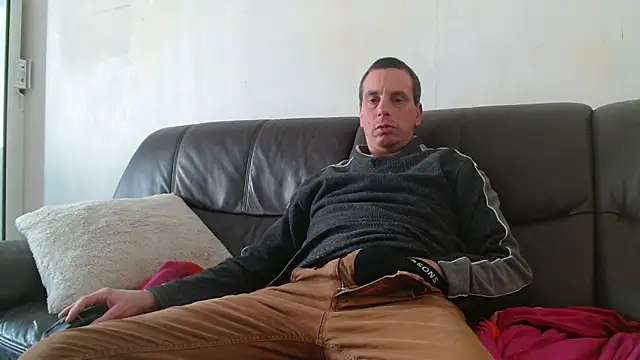 cloupefun online show from October 19, 2025, 1:58 pm