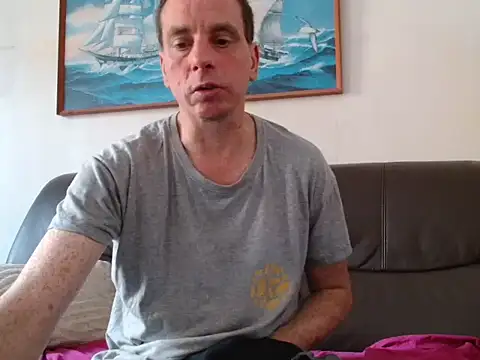 Snapshot of cloupefun chatting on May 25, 2026, 5:51 am cloupefun online show from May 25, 2026, 5:51 am