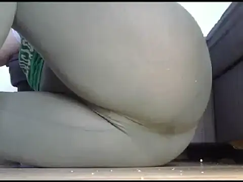 Snapshot of Squirtlady38 chatting on March 21, 2025, 2:40 pm Squirtlady38 online show from March 21, 2025, 2:40 pm