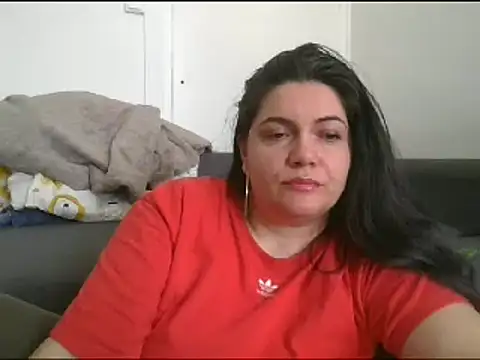 Snapshot of Squirtlady38 chatting on March 10, 2025, 1:43 pm Squirtlady38 online show from March 10, 2025, 1:43 pm