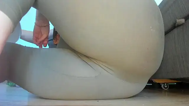 Squirtlady38 online show from July 8, 2026, 6:30 pm