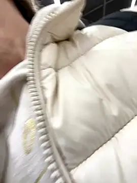 Snapshot of angelmommu chatting on November 26, 2025, 10:59 am angelmommu online show from November 26, 2025, 10:59 am