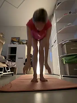 Snapshot of angelmommu chatting on November 5, 2025, 4:26 am angelmommu online show from November 5, 2025, 4:26 am