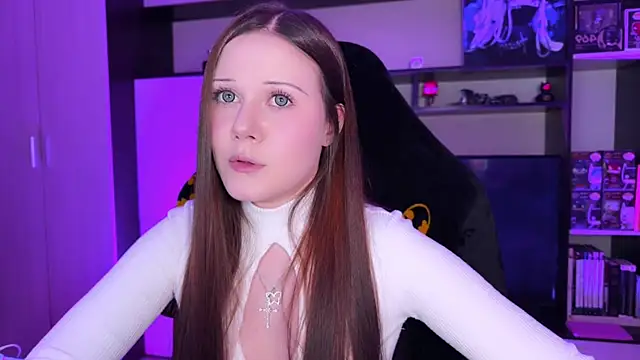 jasminevine online show from April 5, 2026, 9:54 pm