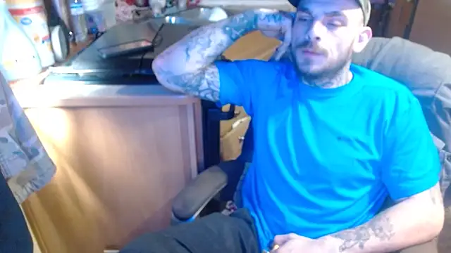 Snapshot of DADDY_KANE8--- chatting on March 22, 2025, 3:53 pm DADDY KANE8--- online show from March 22, 2025, 3:53 pm