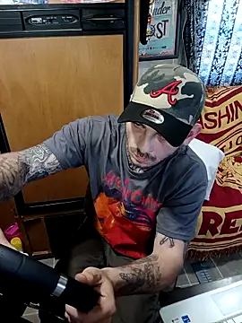 Snapshot of DADDY_KANE8--- chatting on February 28, 2025, 8:07 pm DADDY KANE8--- online show from February 28, 2025, 8:07 pm