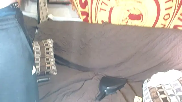 Snapshot of DADDY_KANE8--- chatting on February 16, 2025, 9:27 pm DADDY KANE8--- online show from February 16, 2025, 9:27 pm