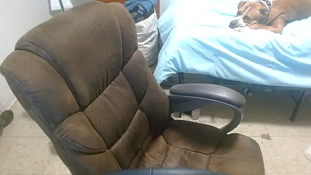 DADDY KANE8--- online show from October 31, 2025, 2:46 pm