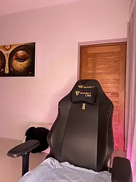 Snapshot of Helena_Karel chatting on July 14, 2026, 10:21 am Helena Karel online show from July 14, 2026, 10:21 am