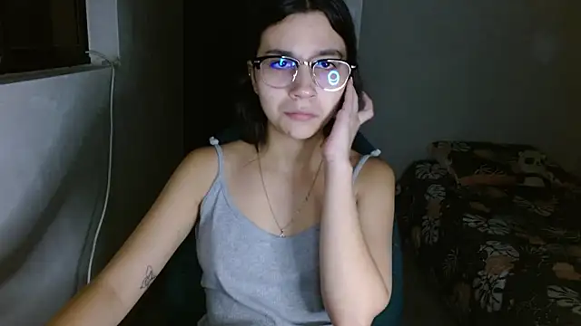Snapshot of mia__lopez_ chatting on June 3, 2026, 2:56 am mia lopez online show from June 3, 2026, 2:56 am