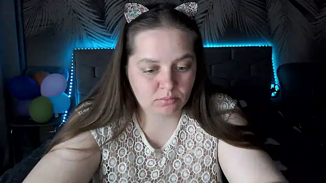 uliastar online show from June 5, 2026, 6:52 am
