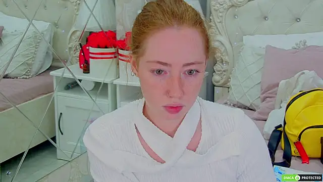 Snapshot of TinaBrook chatting on September 16, 2025, 4:02 am TinaBrook online show from September 16, 2025, 4:02 am