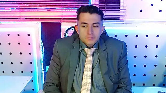 Snapshot of Darko0717 chatting on November 11, 2025, 1:39 pm Darko0717 online show from November 11, 2025, 1:39 pm