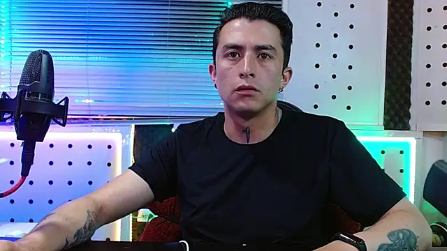 Darko0717 online show from April 9, 2026, 1:18 am