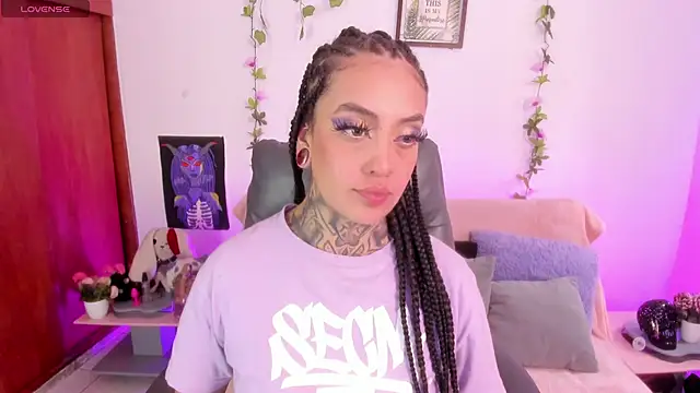 Cata green online show from January 5, 2026, 8:12 pm