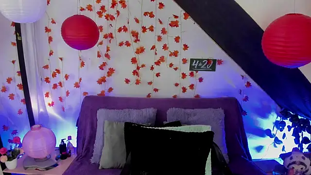 Snapshot of Cata_green chatting on February 28, 2025, 8:50 pm Cata green online show from February 28, 2025, 8:50 pm
