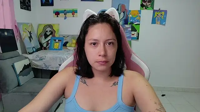 Snapshot of MommyMiaWs chatting on July 3, 2026, 3:07 pm MommyMiaWs online show from July 3, 2026, 3:07 pm