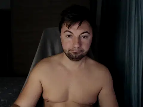 Snapshot of HankMalone chatting on November 7, 2025, 3:33 am HankMalone online show from November 7, 2025, 3:33 am