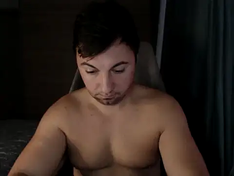 Snapshot of HankMalone chatting on October 31, 2025, 4:42 am HankMalone online show from October 31, 2025, 4:42 am