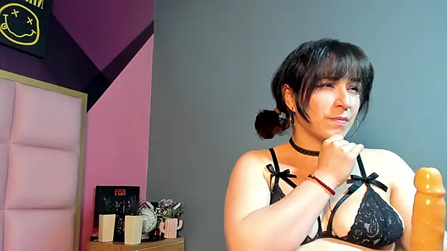 Snapshot of samanthaanderson_ chatting on January 29, 2025, 1:16 am samanthaanderson  online show from January 29, 2025, 1:16 am