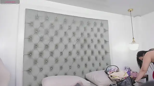 Snapshot of anette_cooper chatting on April 27, 2026, 3:04 am anette cooper online show from April 27, 2026, 3:04 am