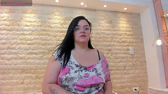 Snapshot of anette_cooper chatting on November 7, 2025, 3:44 am anette cooper online show from November 7, 2025, 3:44 am