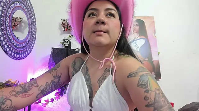 Hanna moore1 online show from October 31, 2025, 8:27 pm