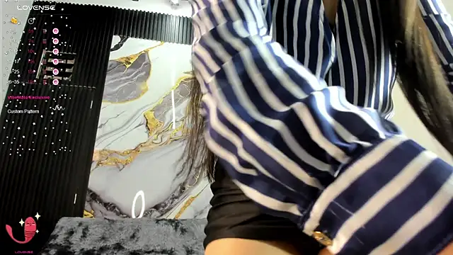 Snapshot of criss_21_ chatting on March 20, 2025, 6:53 pm criss 21 online show from March 20, 2025, 6:53 pm