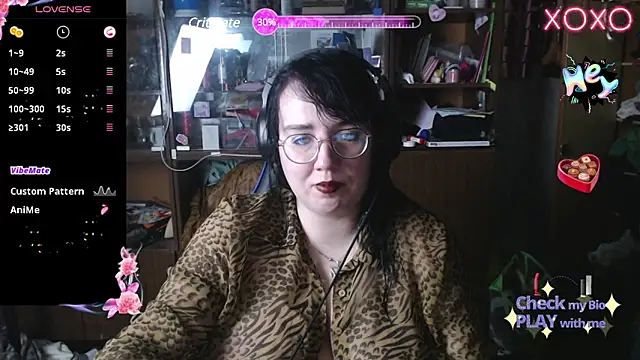 Snapshot of LeonaHarrison chatting on March 9, 2025, 7:37 pm LeonaHarrison online show from March 9, 2025, 7:37 pm