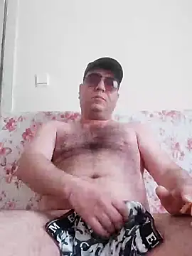 Snapshot of fraud705 chatting on March 12, 2025, 10:48 am fraud705 online show from March 12, 2025, 10:48 am