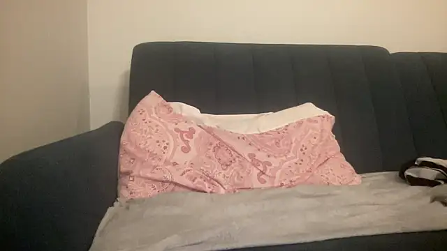 Snapshot of Sasha__Love chatting on October 21, 2025, 1:16 am Sasha Love online show from October 21, 2025, 1:16 am