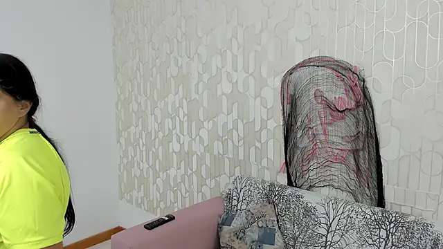 veronica salas online show from October 29, 2025, 8:19 pm