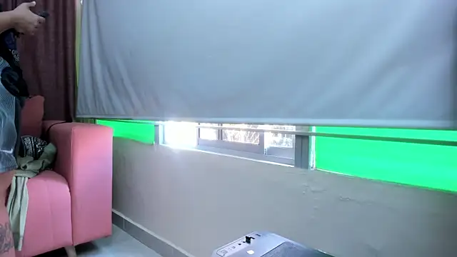 veronica salas online show from March 17, 2025, 8:40 pm