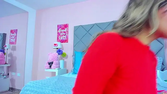 TaylorEvanss online show from February 13, 2026, 4:51 pm