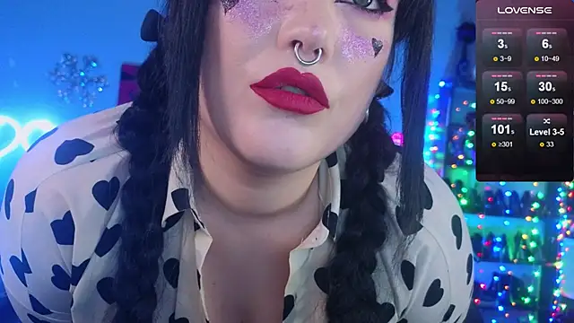 wickedxqueen online show from December 19, 2024, 9:38 pm