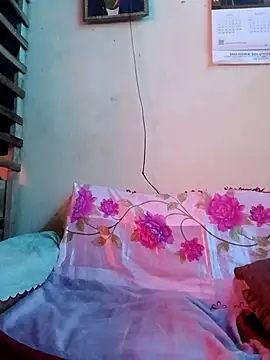 Slender-simple1 online show from September 24, 2025, 11:50 am