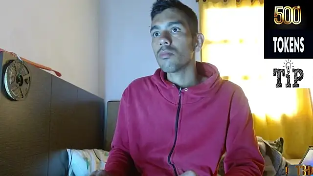 JohanyLatino online show from April 11, 2026, 8:56 pm