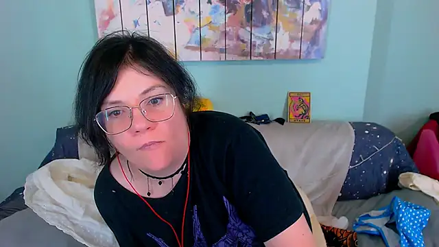 Snapshot of EverlyRays chatting on February 7, 2026, 4:04 pm EverlyRays online show from February 7, 2026, 4:04 pm