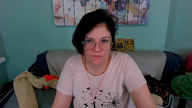 Snapshot of EverlyRays chatting on February 23, 2026, 2:35 am EverlyRays online show from February 23, 2026, 2:35 am