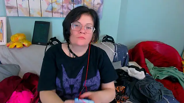 Snapshot of EverlyRays chatting on January 18, 2026, 6:33 pm EverlyRays online show from January 18, 2026, 6:33 pm