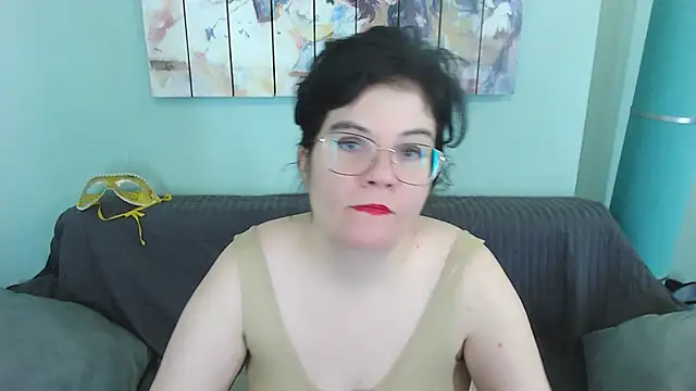 EverlyRays online show from March 17, 2025, 6:00 pm