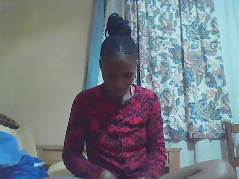 Snapshot of Smillie_prety chatting on June 14, 2026, 3:41 am Smillie prety online show from June 14, 2026, 3:41 am