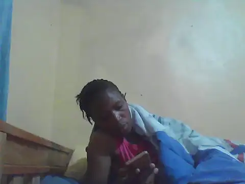 Snapshot of Smillie_prety chatting on May 17, 2026, 4:23 am Smillie prety online show from May 17, 2026, 4:23 am