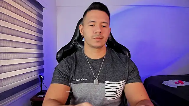 Snapshot of ransoj chatting on November 3, 2025, 2:09 pm ransoj online show from November 3, 2025, 2:09 pm