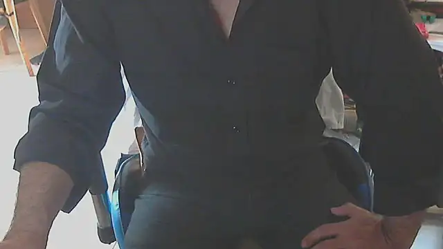 Snapshot of angelgarcia269 chatting on October 11, 2025, 1:01 pm angelgarcia269 online show from October 11, 2025, 1:01 pm