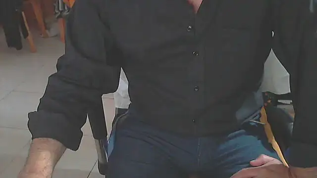 Snapshot of angelgarcia269 chatting on October 24, 2025, 11:53 am angelgarcia269 online show from October 24, 2025, 11:53 am