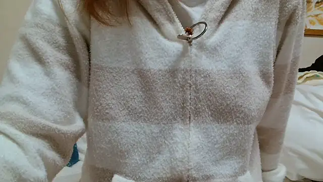 liliyRiSAcha-n online show from December 16, 2024, 6:53 am