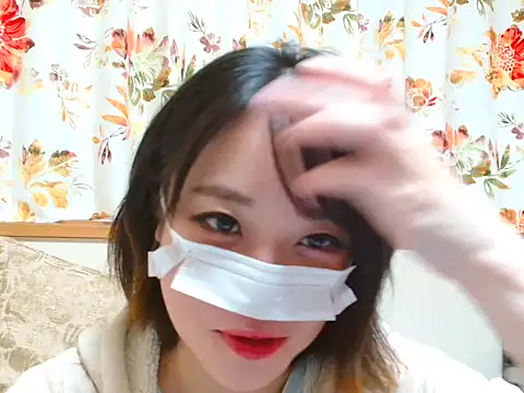 liliyRiSAcha-n online show from October 11, 2025, 6:25 am