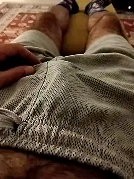 cum spring online show from October 4, 2025, 9:16 pm