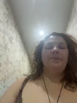 Snapshot of Taisia_W chatting on December 3, 2025, 6:36 am Taisia W online show from December 3, 2025, 6:36 am